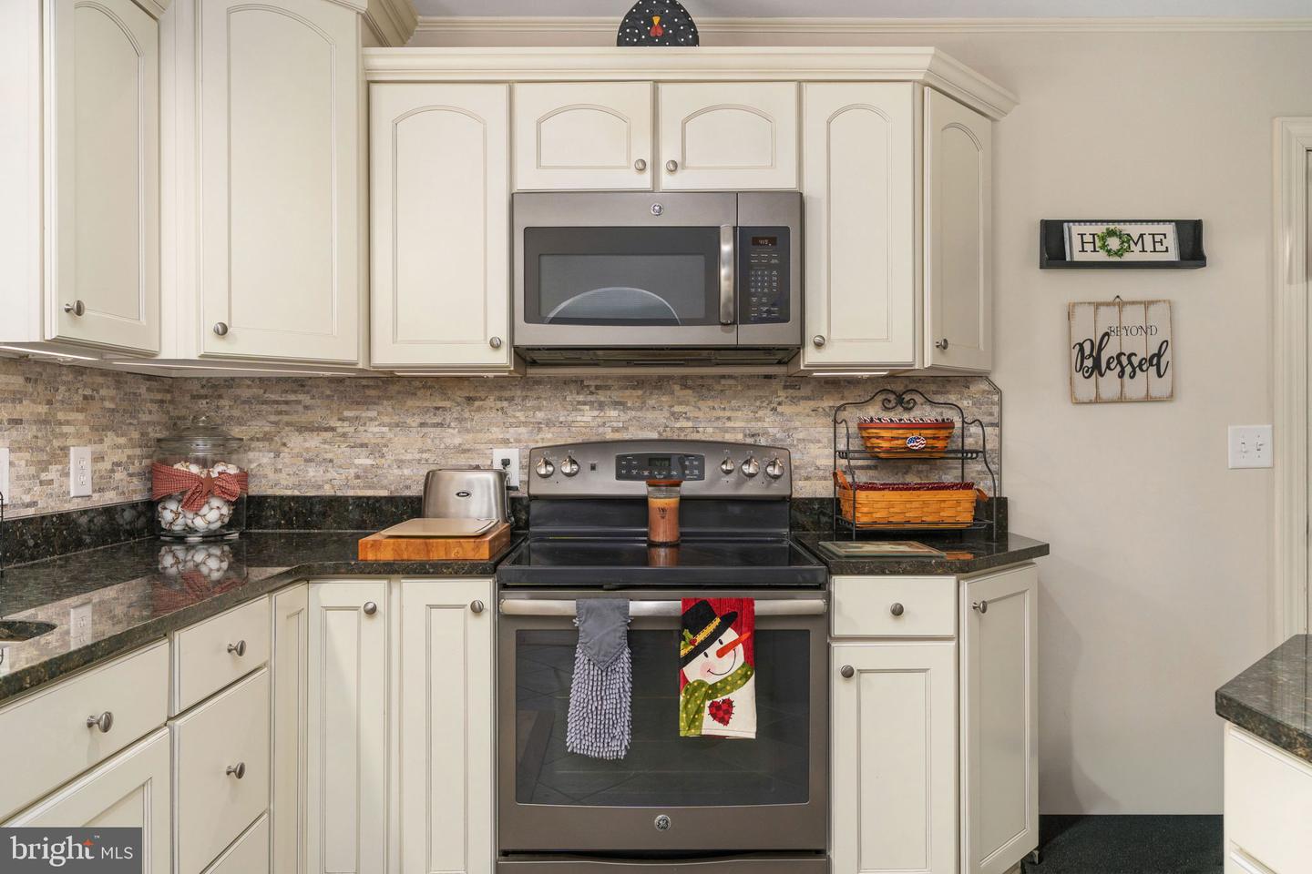 511 FERRY RD, FREDERICKSBURG, Virginia 22405, 3 Bedrooms Bedrooms, ,2 BathroomsBathrooms,Residential,For sale,511 FERRY RD,VAST2046586 MLS # VAST2046586