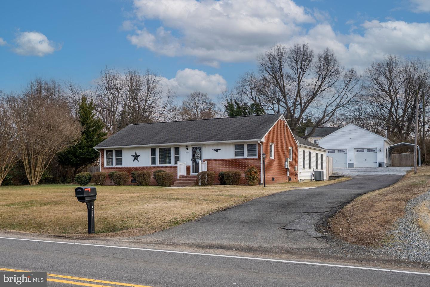 511 FERRY RD, FREDERICKSBURG, Virginia 22405, 3 Bedrooms Bedrooms, ,2 BathroomsBathrooms,Residential,For sale,511 FERRY RD,VAST2046586 MLS # VAST2046586