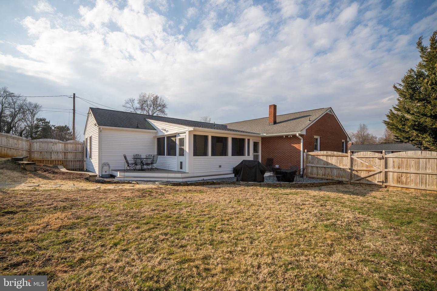 511 FERRY RD, FREDERICKSBURG, Virginia 22405, 3 Bedrooms Bedrooms, ,2 BathroomsBathrooms,Residential,For sale,511 FERRY RD,VAST2046586 MLS # VAST2046586