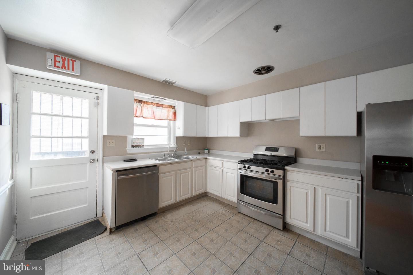 8020 EASTERN AVE NW, WASHINGTON, District Of Columbia 20012, 5 Bedrooms Bedrooms, ,3 BathroomsBathrooms,Residential,For sale,8020 EASTERN AVE NW,DCDC2248654 MLS # DCDC2248654