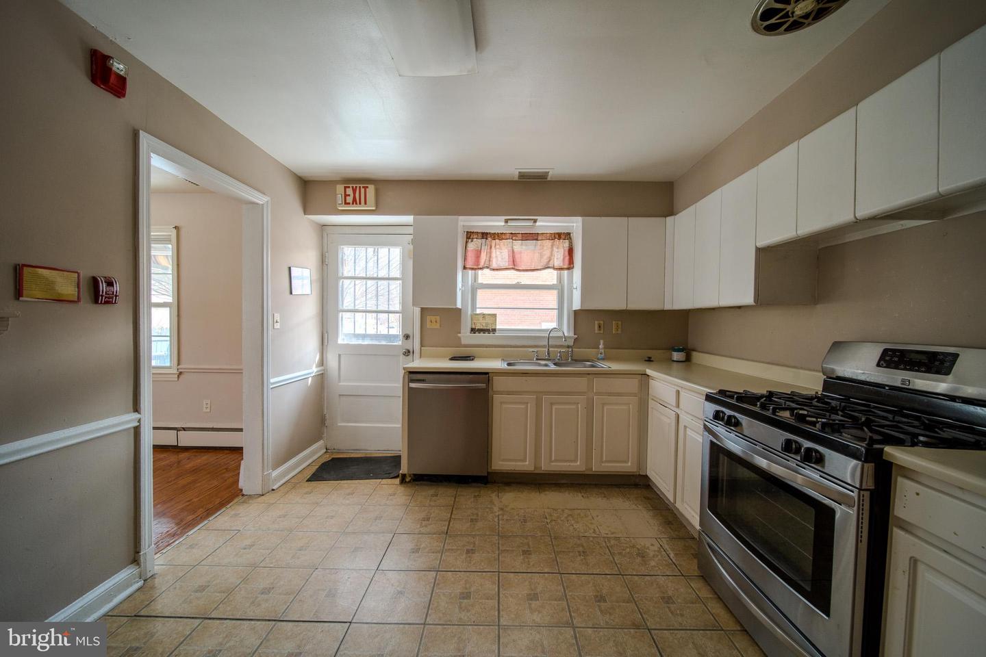 8020 EASTERN AVE NW, WASHINGTON, District Of Columbia 20012, 5 Bedrooms Bedrooms, ,3 BathroomsBathrooms,Residential,For sale,8020 EASTERN AVE NW,DCDC2248654 MLS # DCDC2248654