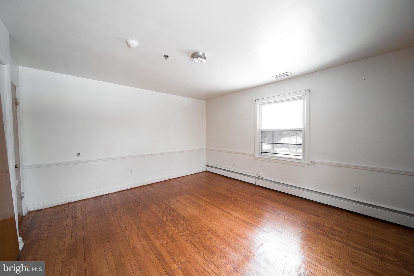 8020 EASTERN AVE NW, WASHINGTON, District Of Columbia 20012, 5 Bedrooms Bedrooms, ,3 BathroomsBathrooms,Residential,For sale,8020 EASTERN AVE NW,DCDC2248654 MLS # DCDC2248654