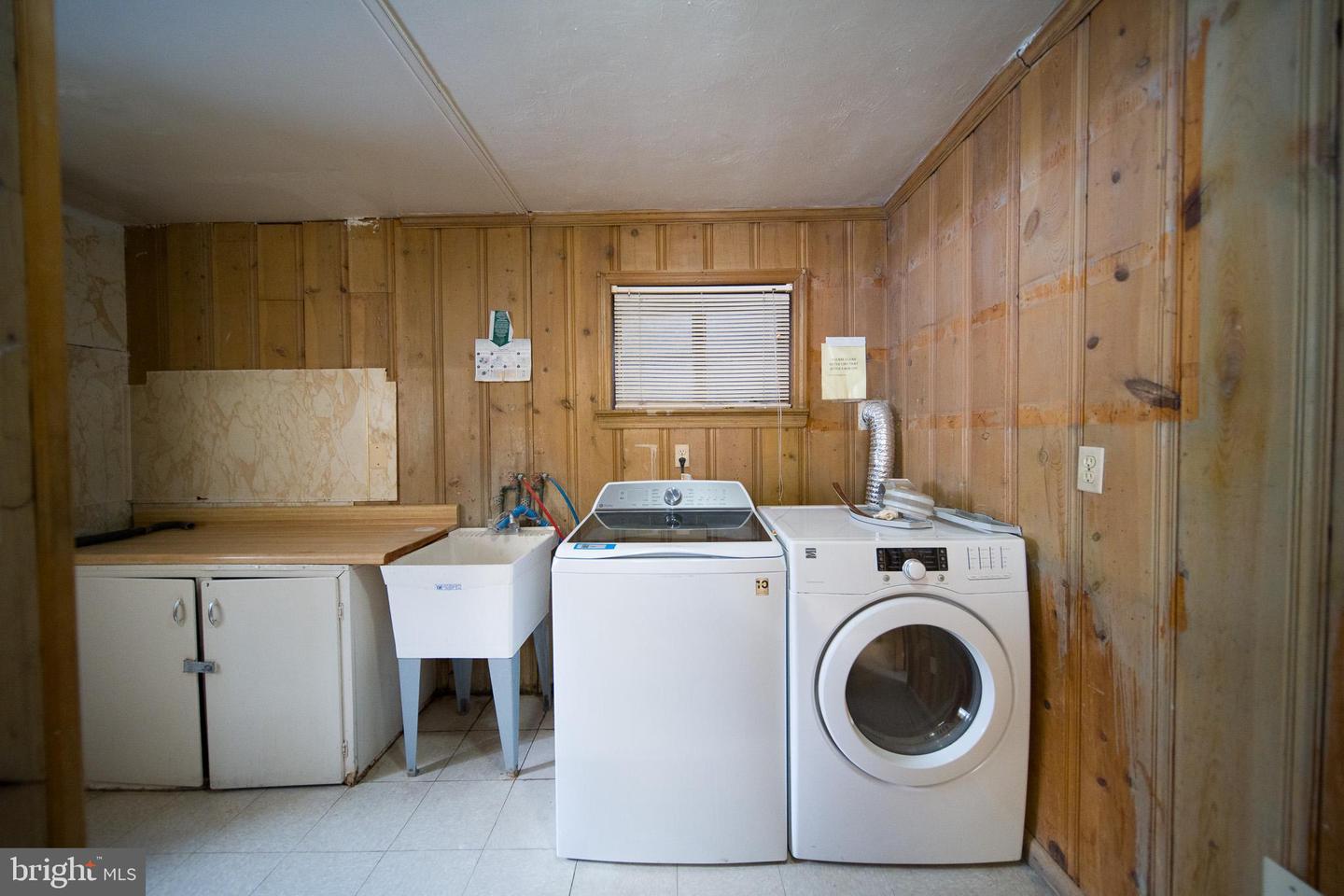 8020 EASTERN AVE NW, WASHINGTON, District Of Columbia 20012, 5 Bedrooms Bedrooms, ,3 BathroomsBathrooms,Residential,For sale,8020 EASTERN AVE NW,DCDC2248654 MLS # DCDC2248654