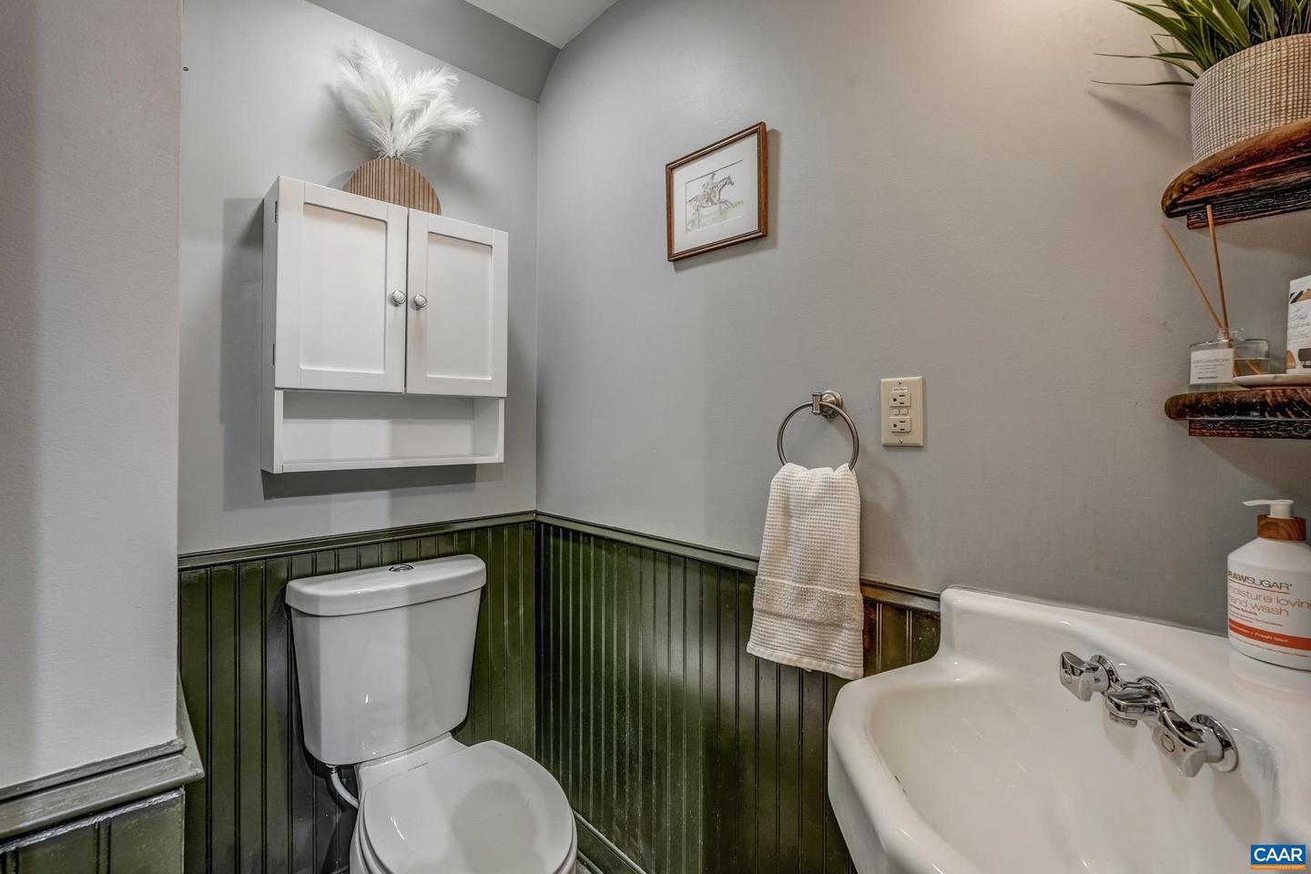 415 NW 12TH ST, CHARLOTTESVILLE, Virginia 22903, 2 Bedrooms Bedrooms, ,1 BathroomBathrooms,Residential,For sale,415 NW 12TH ST,673893 MLS # 673893