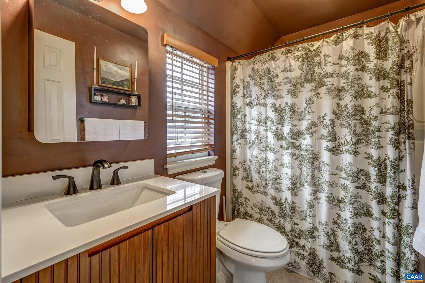 415 NW 12TH ST, CHARLOTTESVILLE, Virginia 22903, 2 Bedrooms Bedrooms, ,1 BathroomBathrooms,Residential,For sale,415 NW 12TH ST,673893 MLS # 673893