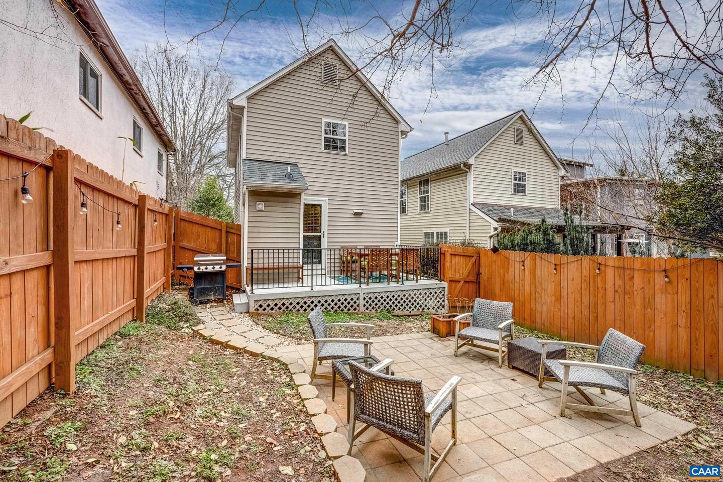 415 NW 12TH ST, CHARLOTTESVILLE, Virginia 22903, 2 Bedrooms Bedrooms, ,1 BathroomBathrooms,Residential,For sale,415 NW 12TH ST,673893 MLS # 673893