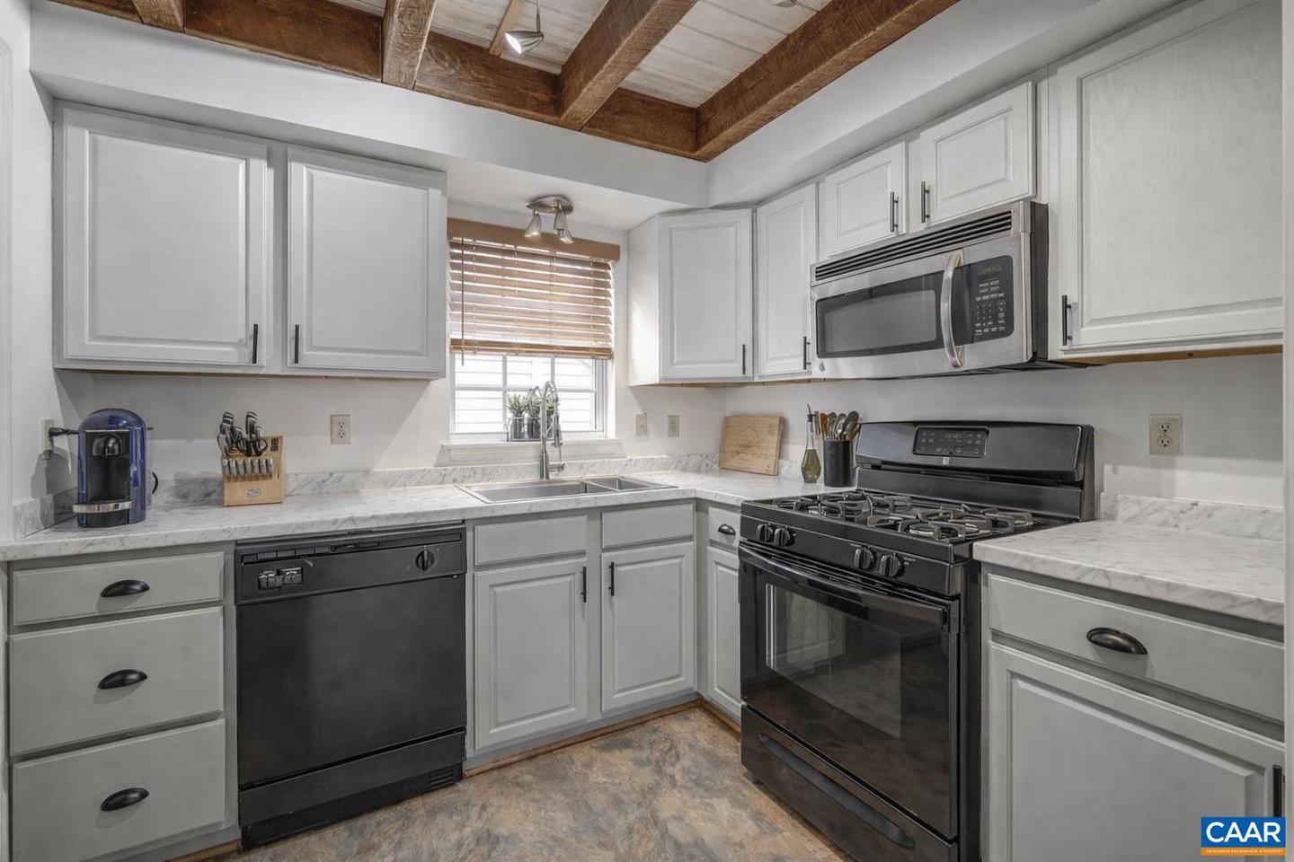 415 NW 12TH ST, CHARLOTTESVILLE, Virginia 22903, 2 Bedrooms Bedrooms, ,1 BathroomBathrooms,Residential,For sale,415 NW 12TH ST,673893 MLS # 673893