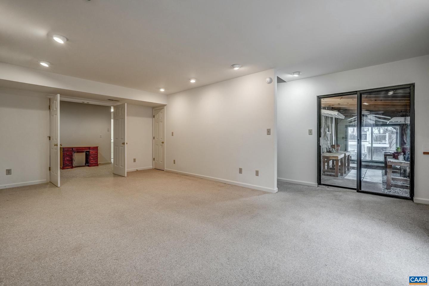 1445 WILLOW LAKE DR, CHARLOTTESVILLE, Virginia 22902, 3 Bedrooms Bedrooms, ,3 BathroomsBathrooms,Residential,For sale,1445 WILLOW LAKE DR,673894 MLS # 673894 1445 WILLOW LAKE DR, CHARLOTTESVILLE, Virginia 22902, 3 Bedrooms Bedrooms, ,3 BathroomsBathrooms,Residential,For sale,1445 WILLOW LAKE DR,673894 MLS # 673894