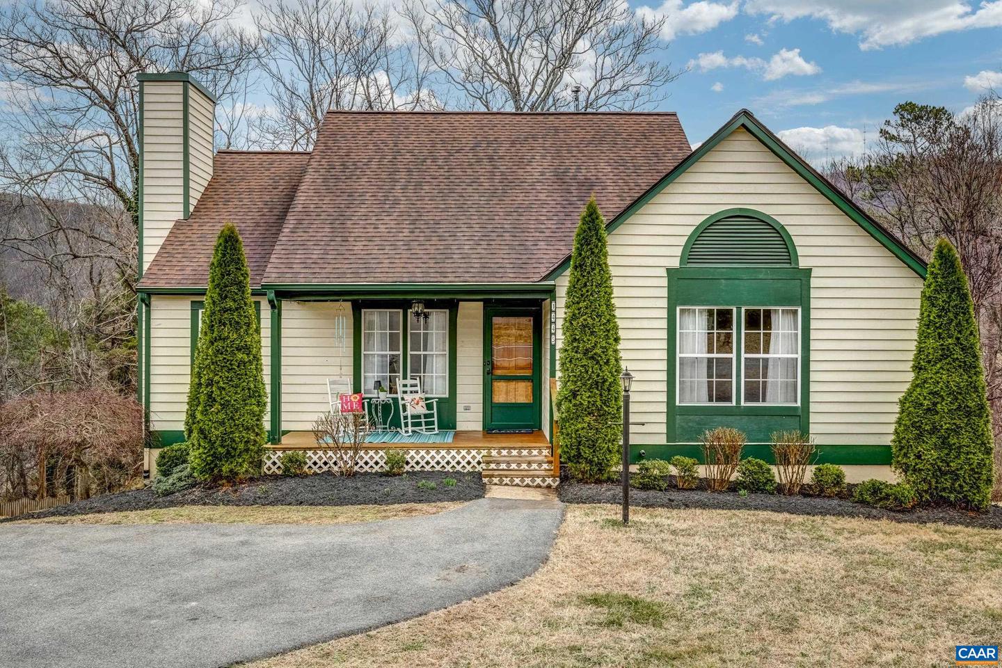 1445 WILLOW LAKE DR, CHARLOTTESVILLE, Virginia 22902, 3 Bedrooms Bedrooms, ,3 BathroomsBathrooms,Residential,For sale,1445 WILLOW LAKE DR,673894 MLS # 673894 1445 WILLOW LAKE DR, CHARLOTTESVILLE, Virginia 22902, 3 Bedrooms Bedrooms, ,3 BathroomsBathrooms,Residential,For sale,1445 WILLOW LAKE DR,673894 MLS # 673894