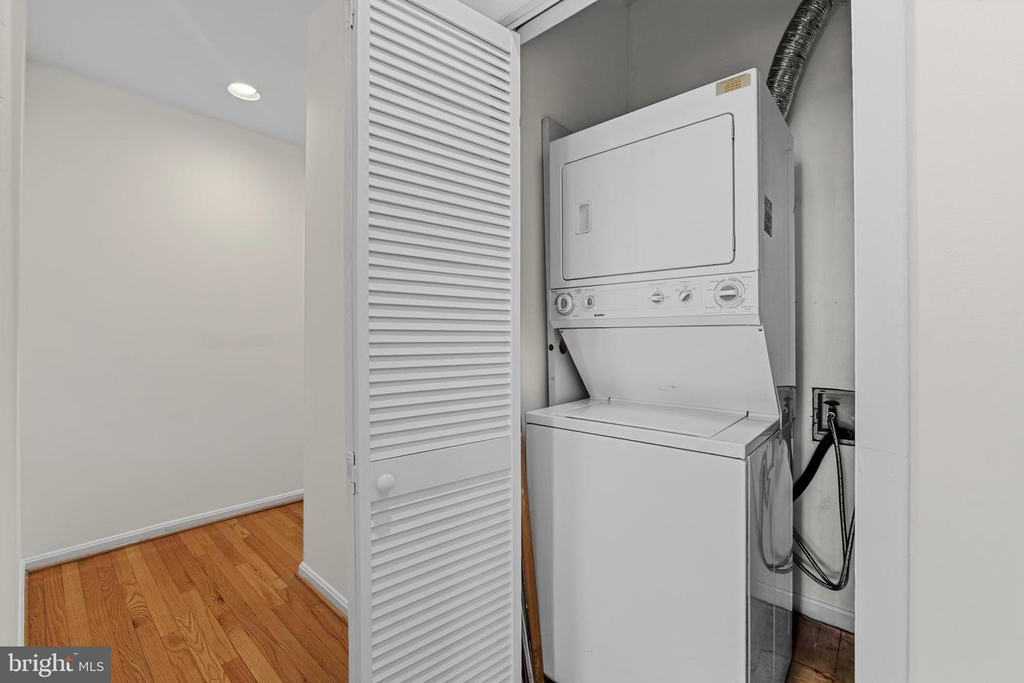 1927 15TH ST NW, WASHINGTON, District Of Columbia 20009, 5 Bedrooms Bedrooms, ,3 BathroomsBathrooms,Residential,For sale,1927 15TH ST NW,DCDC2248664 MLS # DCDC2248664