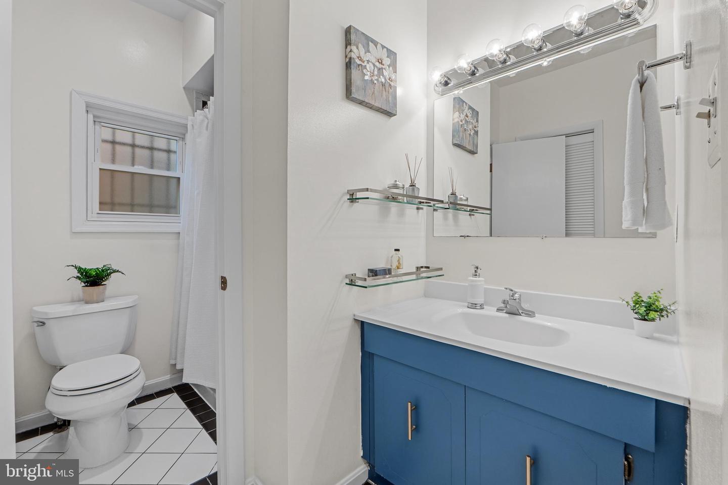 1927 15TH ST NW, WASHINGTON, District Of Columbia 20009, 5 Bedrooms Bedrooms, ,3 BathroomsBathrooms,Residential,For sale,1927 15TH ST NW,DCDC2248664 MLS # DCDC2248664