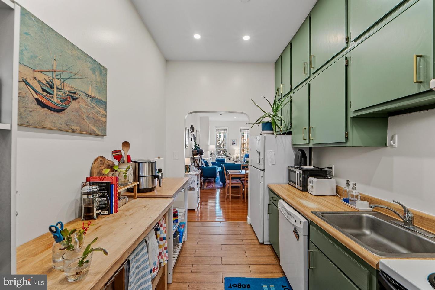 1927 15TH ST NW, WASHINGTON, District Of Columbia 20009, 5 Bedrooms Bedrooms, ,3 BathroomsBathrooms,Residential,For sale,1927 15TH ST NW,DCDC2248664 MLS # DCDC2248664