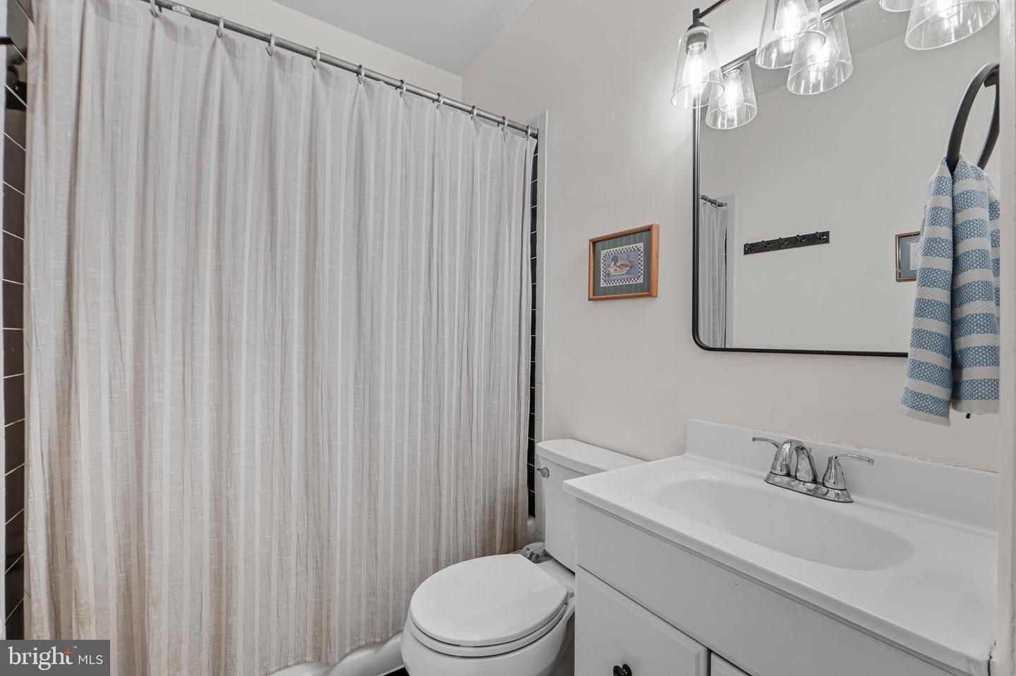 1927 15TH ST NW, WASHINGTON, District Of Columbia 20009, 5 Bedrooms Bedrooms, ,3 BathroomsBathrooms,Residential,For sale,1927 15TH ST NW,DCDC2248664 MLS # DCDC2248664