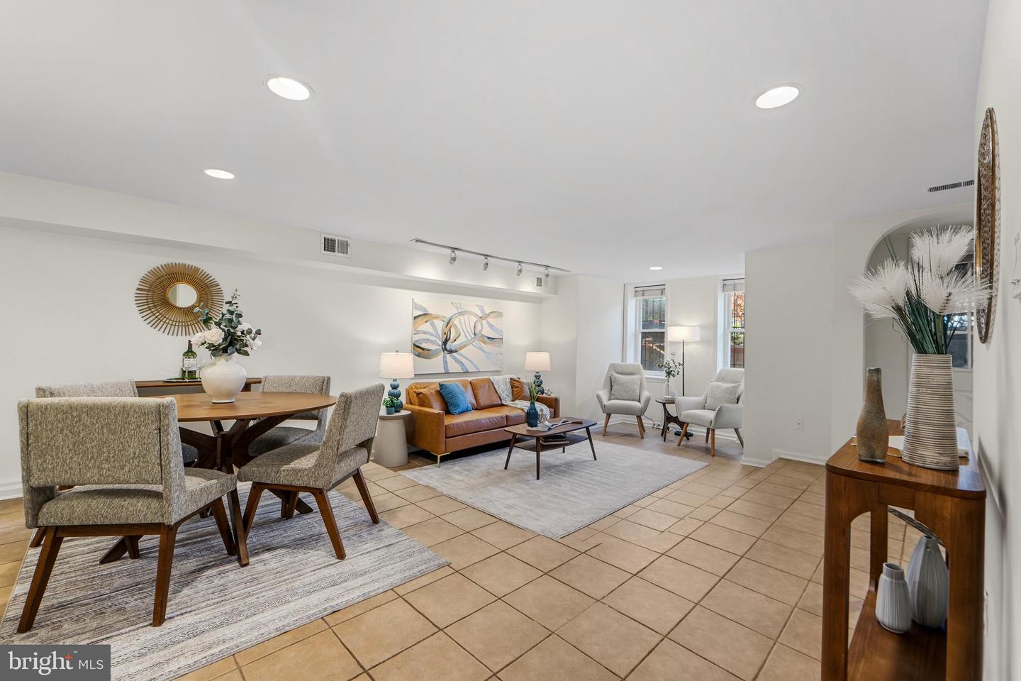 1927 15TH ST NW, WASHINGTON, District Of Columbia 20009, 5 Bedrooms Bedrooms, ,3 BathroomsBathrooms,Residential,For sale,1927 15TH ST NW,DCDC2248664 MLS # DCDC2248664