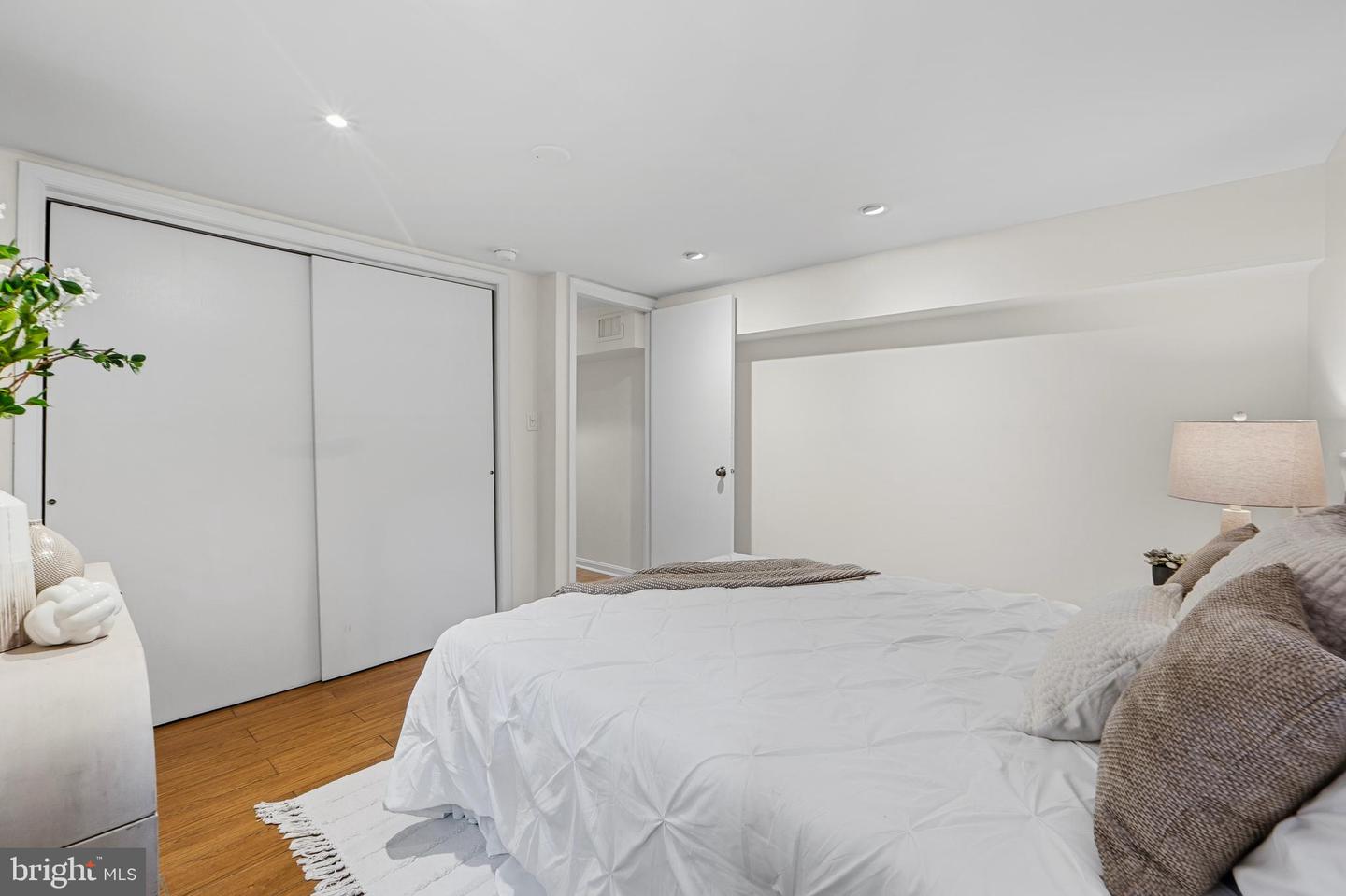 1927 15TH ST NW, WASHINGTON, District Of Columbia 20009, 5 Bedrooms Bedrooms, ,3 BathroomsBathrooms,Residential,For sale,1927 15TH ST NW,DCDC2248664 MLS # DCDC2248664