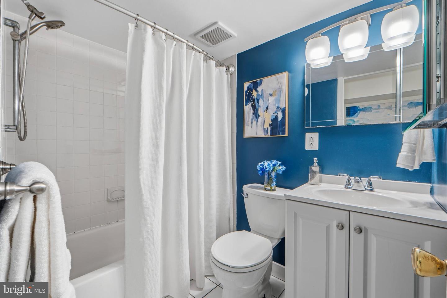 1927 15TH ST NW, WASHINGTON, District Of Columbia 20009, 5 Bedrooms Bedrooms, ,3 BathroomsBathrooms,Residential,For sale,1927 15TH ST NW,DCDC2248664 MLS # DCDC2248664