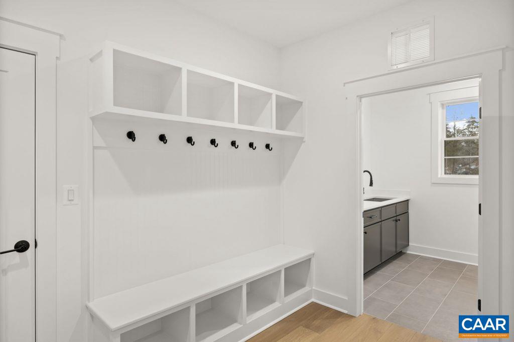 3769 STONY POINT RD, CHARLOTTESVILLE, Virginia 22911, 5 Bedrooms Bedrooms, ,4 BathroomsBathrooms,Residential,For sale,3769 STONY POINT RD,673899 MLS # 673899