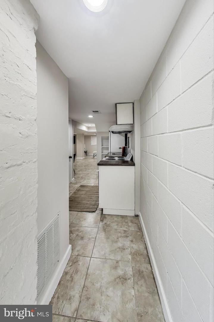 4301 KANSAS AVE NW, WASHINGTON, District Of Columbia 20011, 9 Bedrooms Bedrooms, 14 Rooms Rooms,4 BathroomsBathrooms,Residential,For sale,4301 KANSAS AVE NW,DCDC2248684 MLS # DCDC2248684