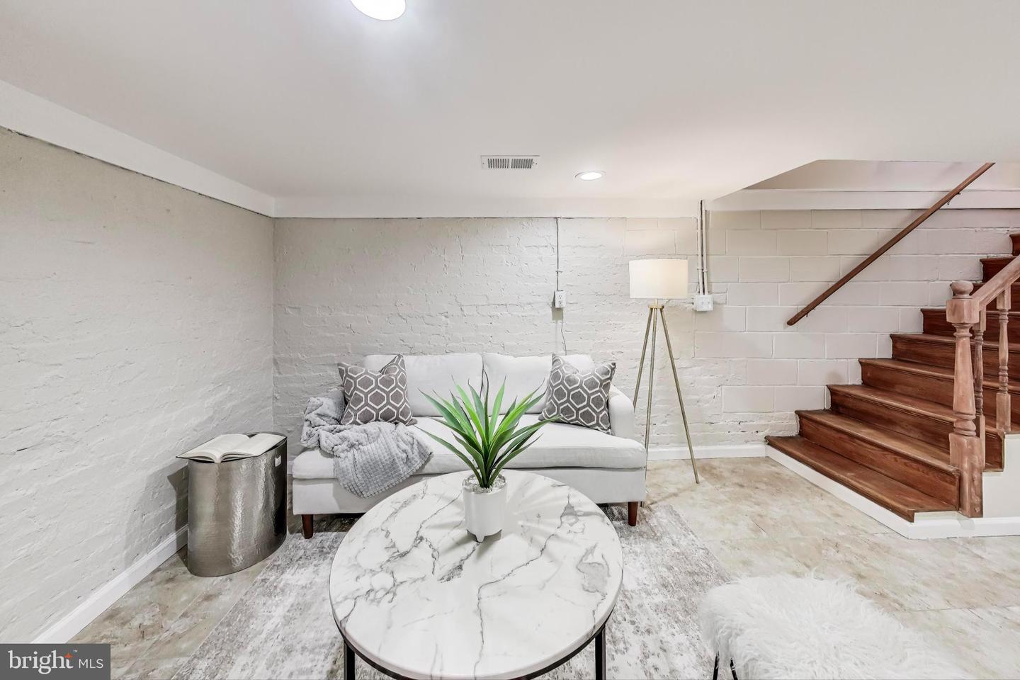 4301 KANSAS AVE NW, WASHINGTON, District Of Columbia 20011, 9 Bedrooms Bedrooms, 14 Rooms Rooms,4 BathroomsBathrooms,Residential,For sale,4301 KANSAS AVE NW,DCDC2248684 MLS # DCDC2248684