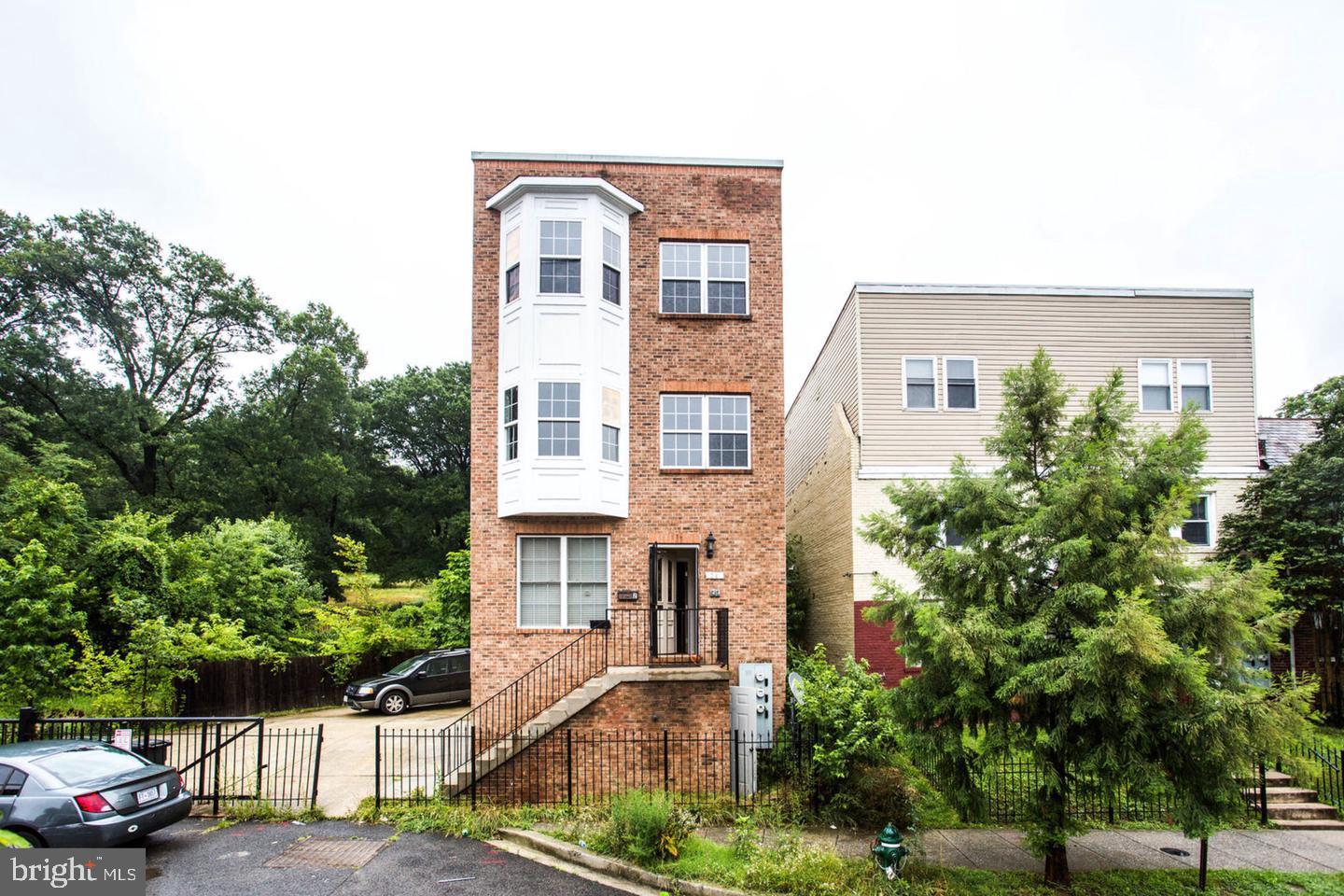 1245 18TH ST NE #2, WASHINGTON, District Of Columbia 20002, 5 Bedrooms Bedrooms, ,3 BathroomsBathrooms,Residential,For sale,1245 18TH ST NE #2,DCDC2248696 MLS # DCDC2248696