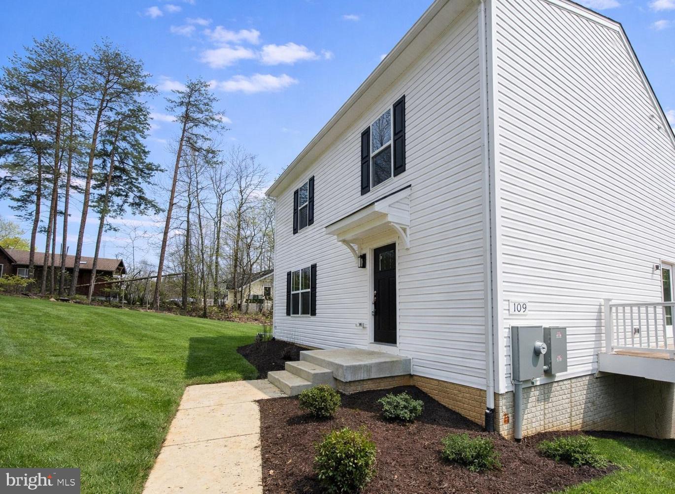 109 LONGVIEW DR, STAFFORD, Virginia 22556, 3 Bedrooms Bedrooms, ,2 BathroomsBathrooms,Residential,For sale,109 LONGVIEW DR,VAST2046600 MLS # VAST2046600