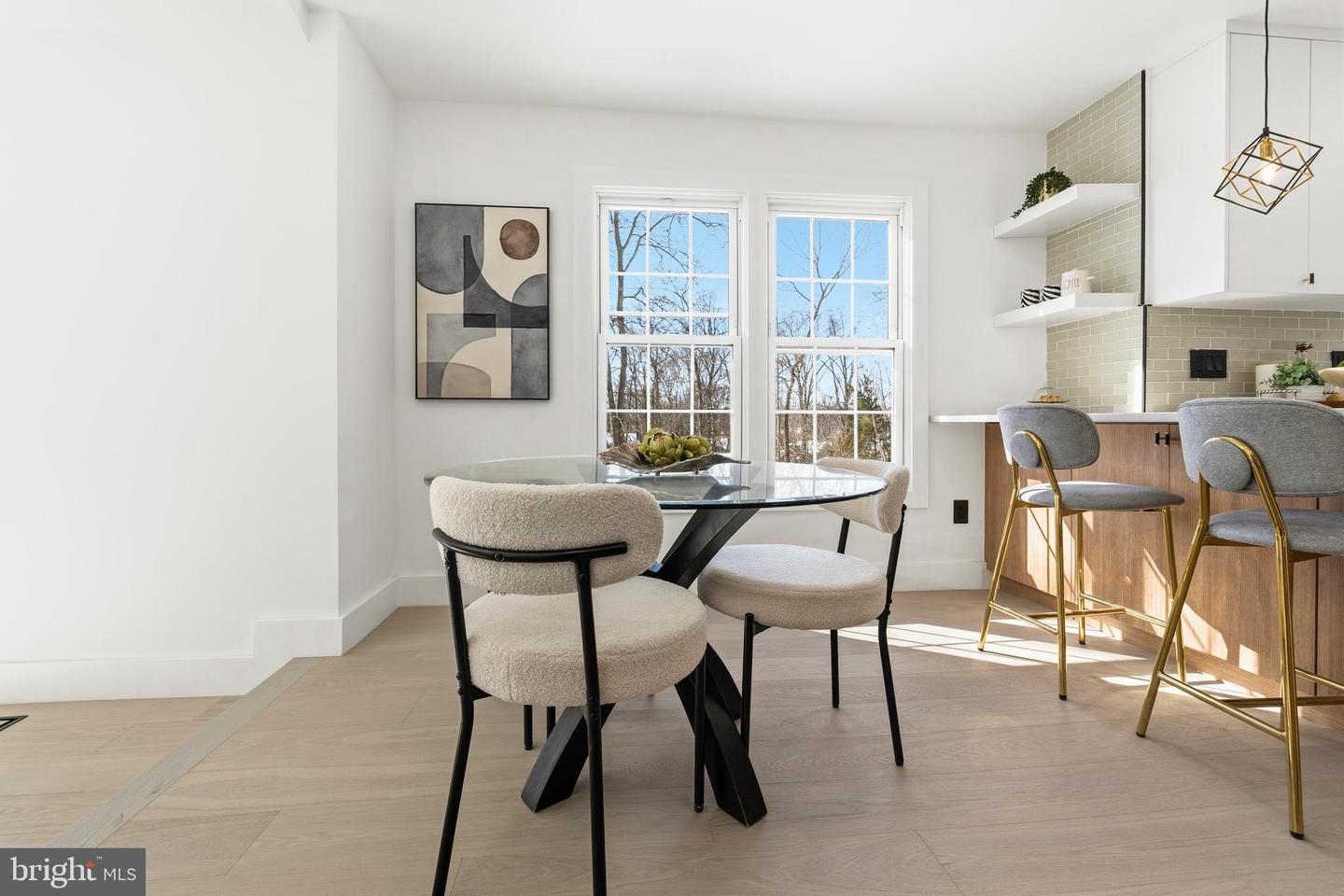 12011 MEADOWVILLE CT, HERNDON, Virginia 20170, 6 Bedrooms Bedrooms, ,3 BathroomsBathrooms,Residential,For sale,12011 MEADOWVILLE CT,VAFX2293858 MLS # VAFX2293858