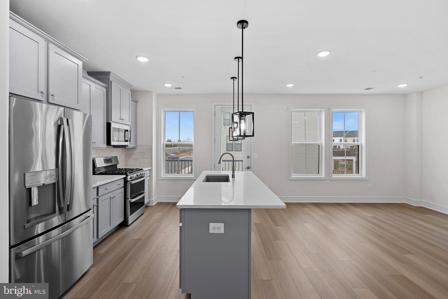 43406 FARRINGDON SQ, BROADLANDS, Virginia 20148, 3 Bedrooms Bedrooms, ,2 BathroomsBathrooms,Residential,For sale,43406 FARRINGDON SQ,VALO2117270 MLS # VALO2117270