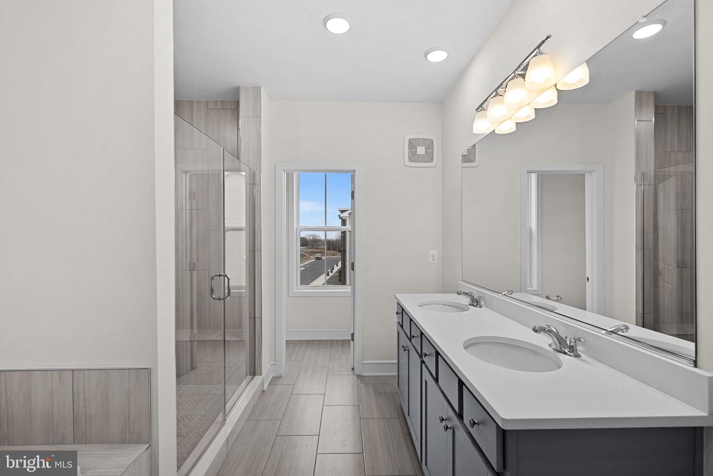 43406 FARRINGDON SQ, BROADLANDS, Virginia 20148, 3 Bedrooms Bedrooms, ,2 BathroomsBathrooms,Residential,For sale,43406 FARRINGDON SQ,VALO2117270 MLS # VALO2117270