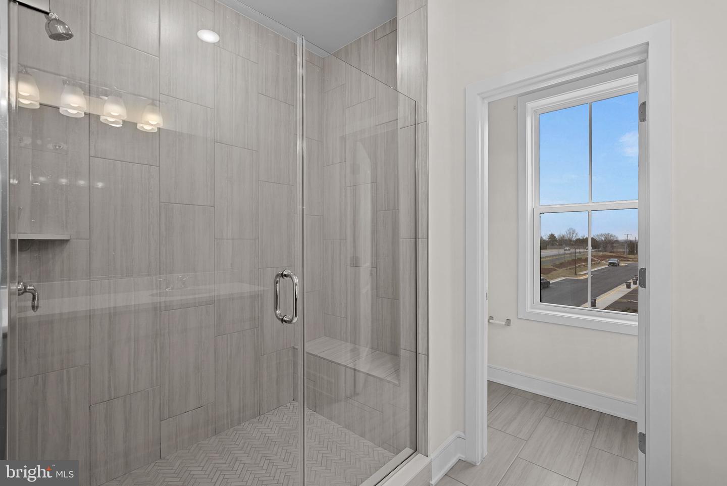 43406 FARRINGDON SQ, BROADLANDS, Virginia 20148, 3 Bedrooms Bedrooms, ,2 BathroomsBathrooms,Residential,For sale,43406 FARRINGDON SQ,VALO2117270 MLS # VALO2117270