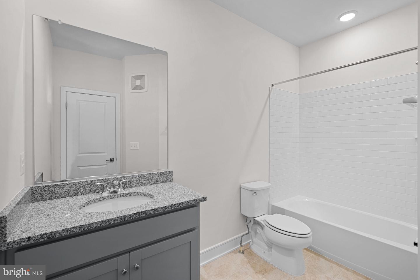 43406 FARRINGDON SQ, BROADLANDS, Virginia 20148, 3 Bedrooms Bedrooms, ,2 BathroomsBathrooms,Residential,For sale,43406 FARRINGDON SQ,VALO2117270 MLS # VALO2117270