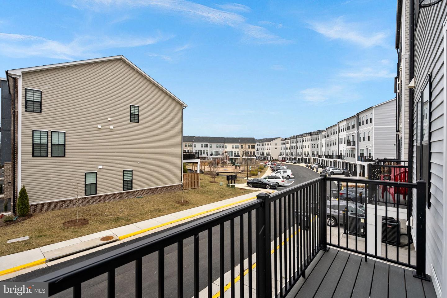 43406 FARRINGDON SQ, BROADLANDS, Virginia 20148, 3 Bedrooms Bedrooms, ,2 BathroomsBathrooms,Residential,For sale,43406 FARRINGDON SQ,VALO2117270 MLS # VALO2117270