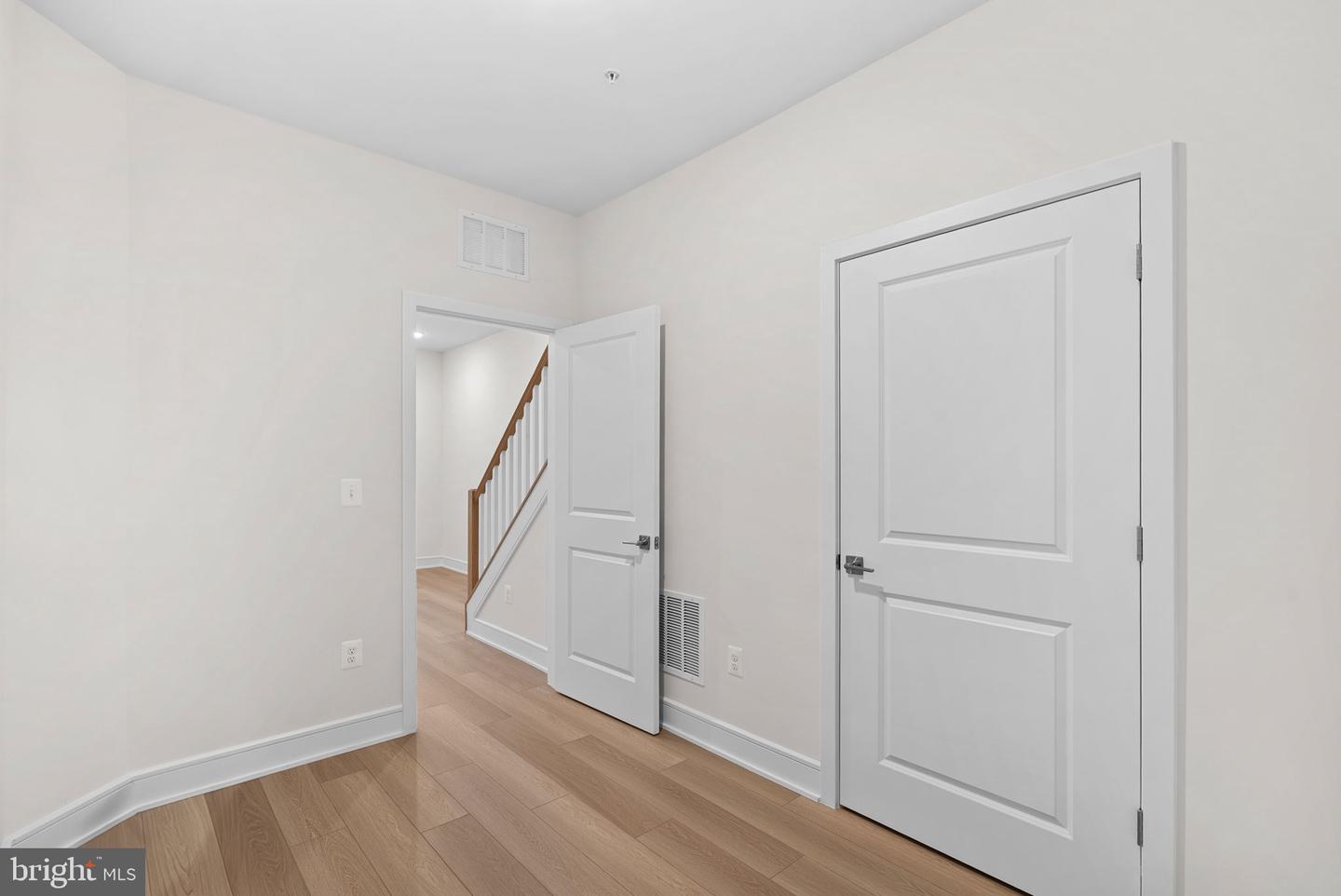 43406 FARRINGDON SQ, BROADLANDS, Virginia 20148, 3 Bedrooms Bedrooms, ,2 BathroomsBathrooms,Residential,For sale,43406 FARRINGDON SQ,VALO2117270 MLS # VALO2117270