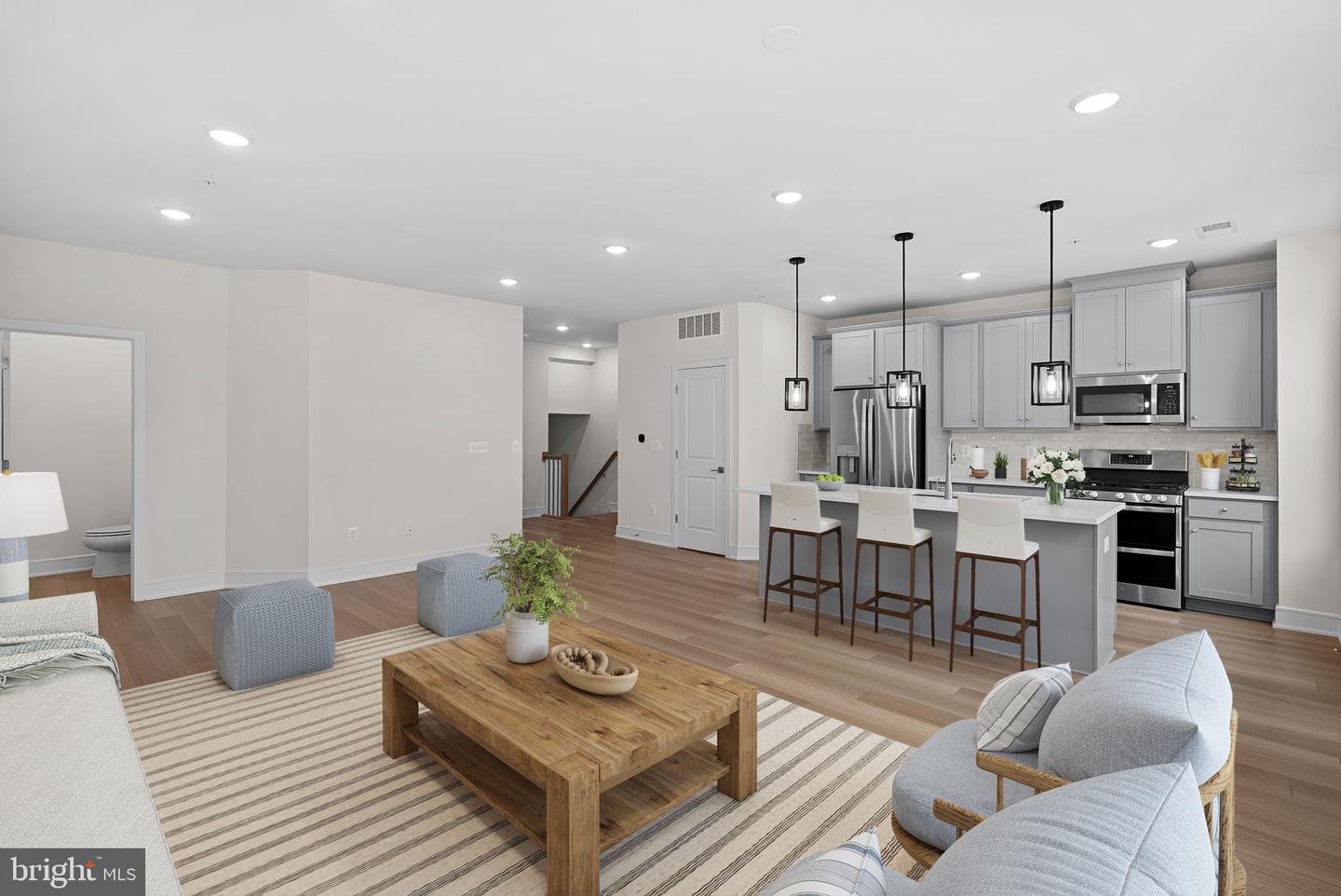 43406 FARRINGDON SQ, BROADLANDS, Virginia 20148, 3 Bedrooms Bedrooms, ,2 BathroomsBathrooms,Residential,For sale,43406 FARRINGDON SQ,VALO2117270 MLS # VALO2117270