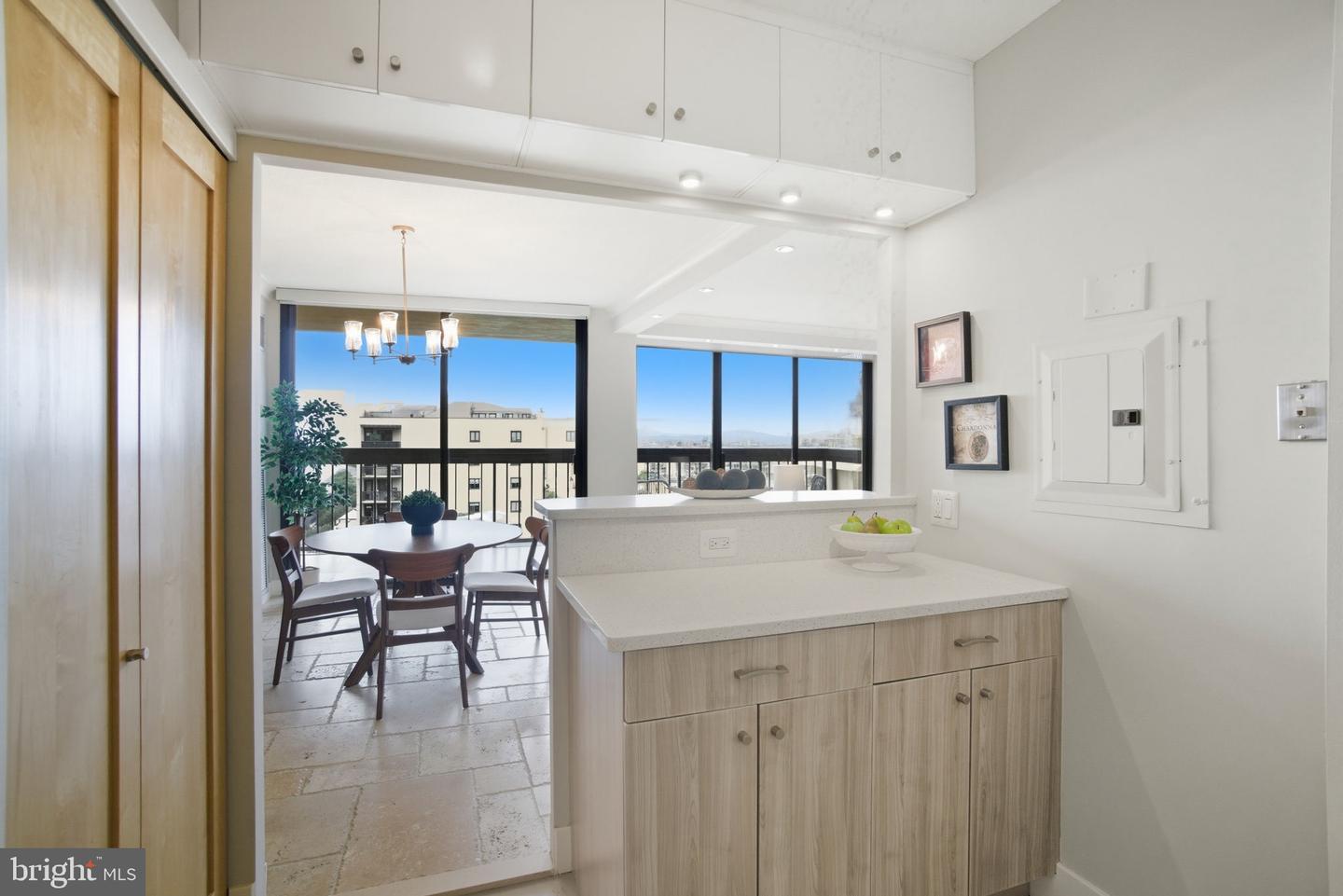 400 MADISON ST #1607, ALEXANDRIA, Virginia 22314, 2 Bedrooms Bedrooms, ,2 BathroomsBathrooms,Residential,For sale,400 MADISON ST #1607,VAAX2054728 MLS # VAAX2054728