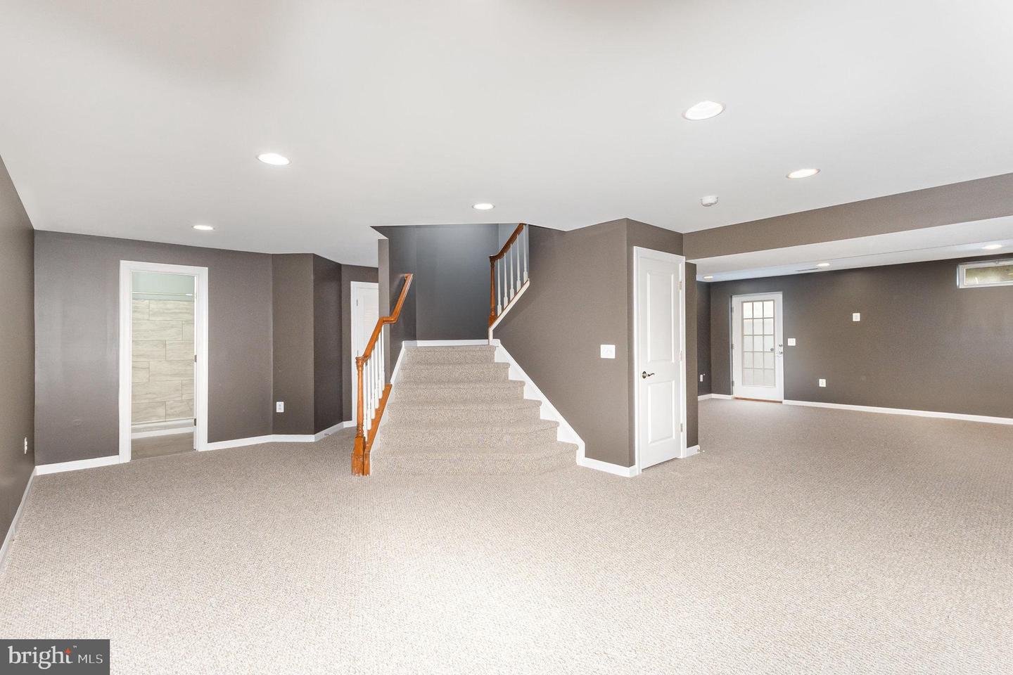 2114 JELLICO CT, WOODBRIDGE, Virginia 22191, 4 Bedrooms Bedrooms, 8 Rooms Rooms,3 BathroomsBathrooms,Residential,For sale,2114 JELLICO CT,VAPW2113680 MLS # VAPW2113680