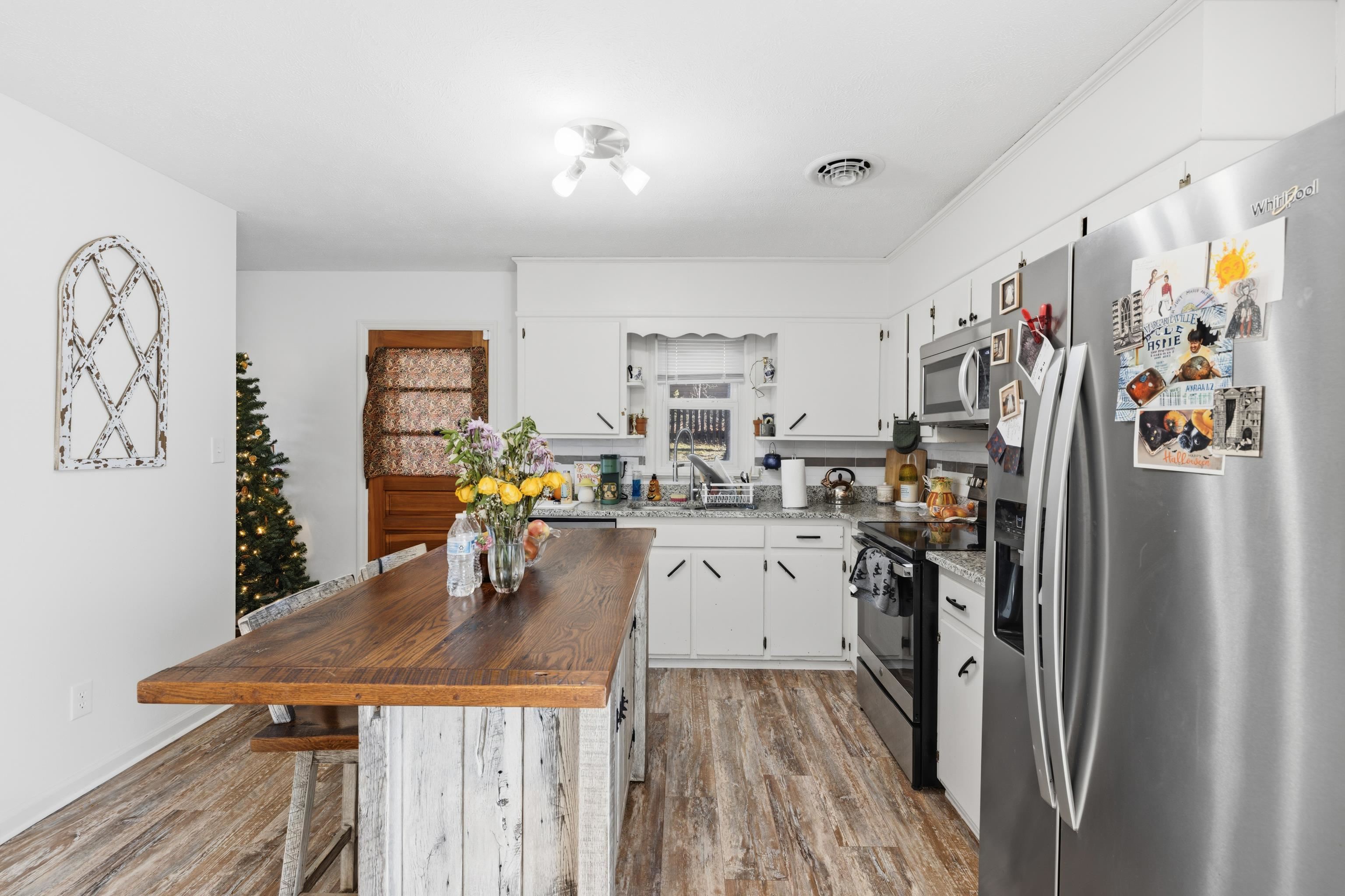 2502 RIDGEDALE RD, ROCKINGHAM, Virginia 22801, ,Residential,2502 RIDGEDALE RD,673919 MLS # 673919