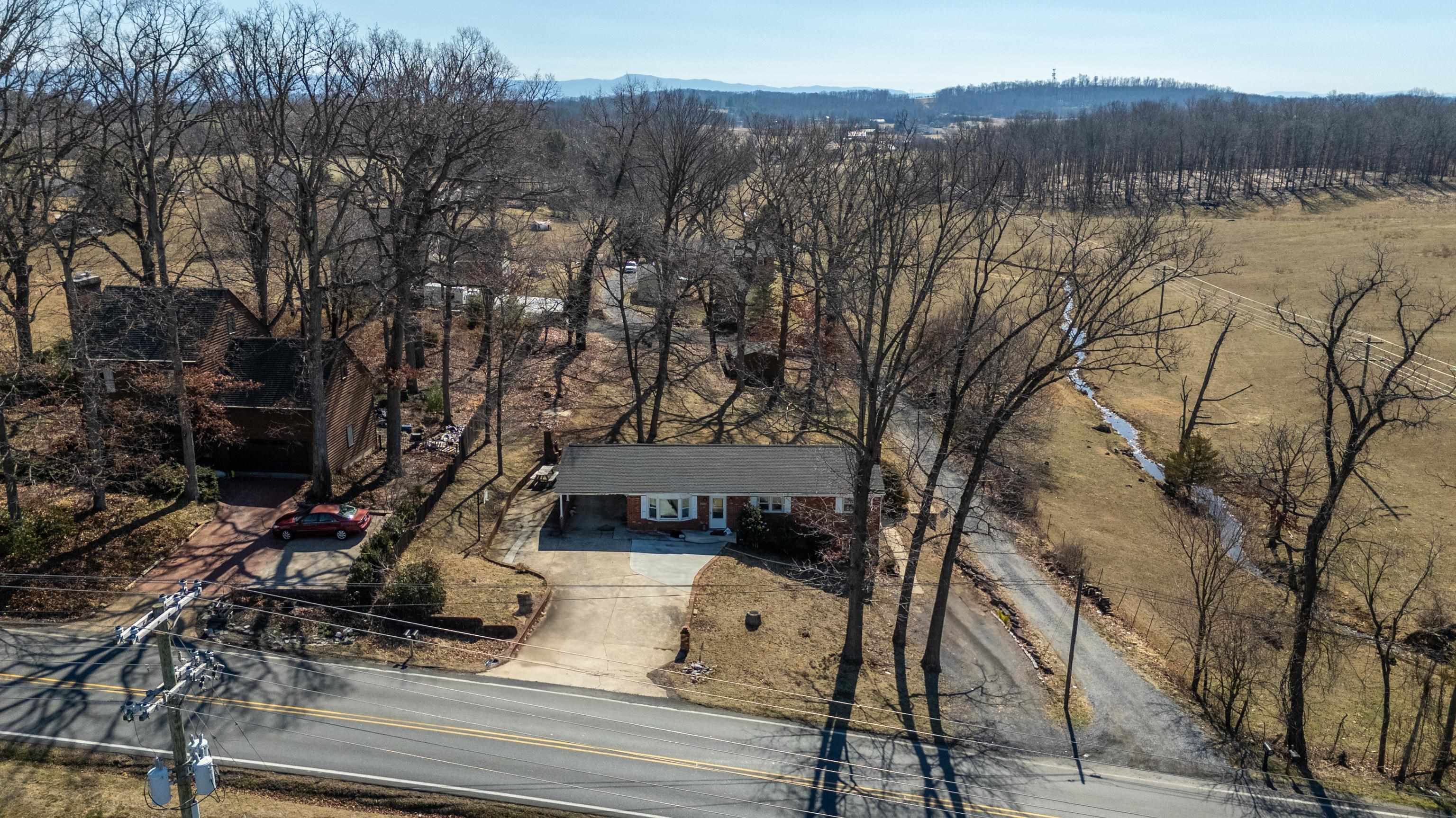 2502 RIDGEDALE RD, ROCKINGHAM, Virginia 22801, ,Residential,2502 RIDGEDALE RD,673919 MLS # 673919