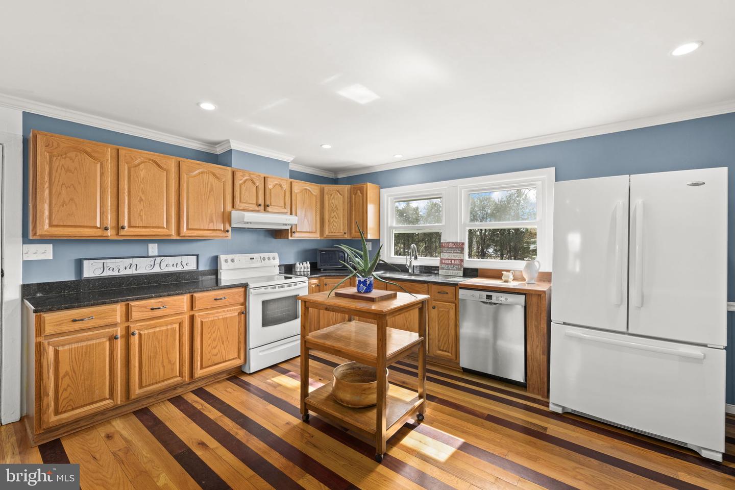 1815 COUNTRY RD, BEAVERDAM, Virginia 23015, 3 Bedrooms Bedrooms, ,2 BathroomsBathrooms,Farm,For sale,1815 COUNTRY RD,VACV2009574 MLS # VACV2009574