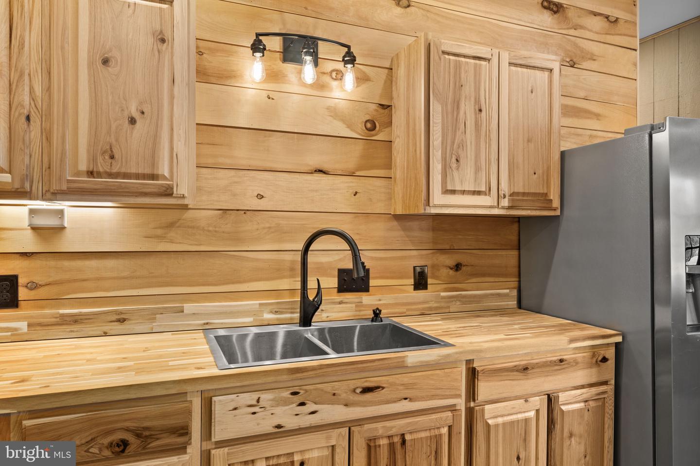 1815 COUNTRY RD, BEAVERDAM, Virginia 23015, 3 Bedrooms Bedrooms, ,2 BathroomsBathrooms,Farm,For sale,1815 COUNTRY RD,VACV2009574 MLS # VACV2009574