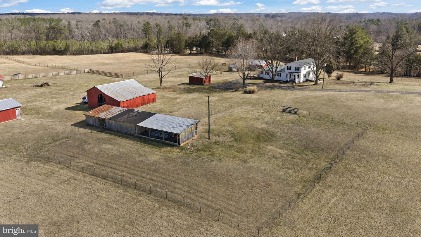 1815 COUNTRY RD, BEAVERDAM, Virginia 23015, 3 Bedrooms Bedrooms, ,2 BathroomsBathrooms,Farm,For sale,1815 COUNTRY RD,VACV2009574 MLS # VACV2009574