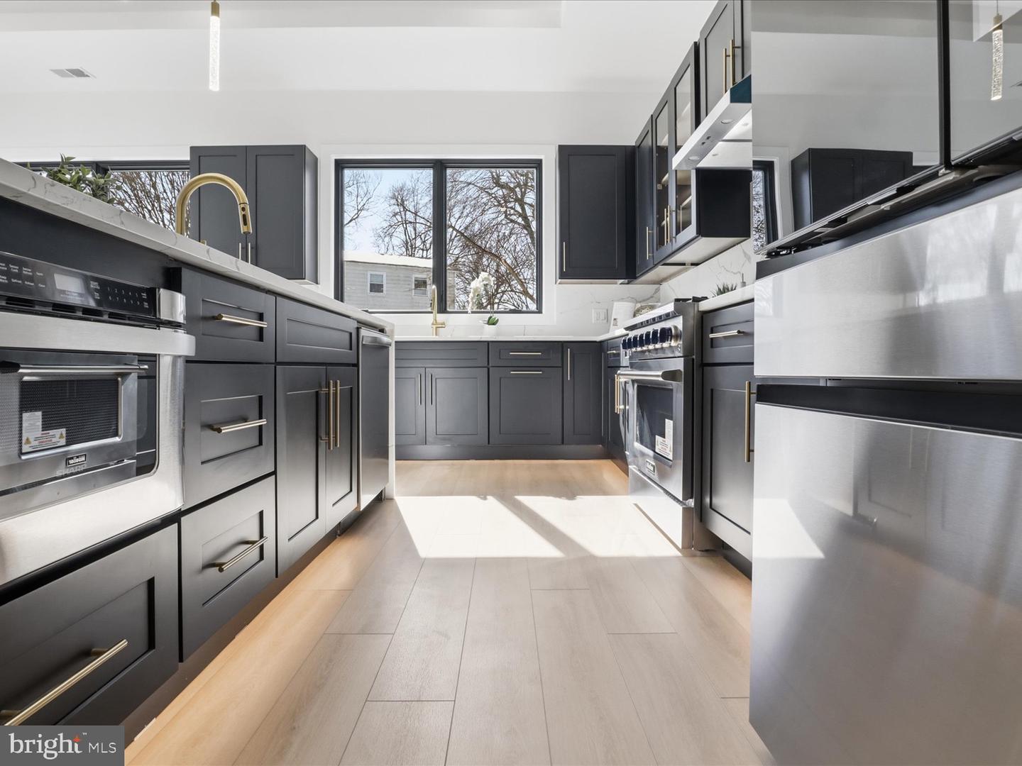 8503 MARQUETTE ST, VIENNA, Virginia 22180, 5 Bedrooms Bedrooms, ,5 BathroomsBathrooms,Residential,For sale,8503 MARQUETTE ST,VAFX2239616 MLS # VAFX2239616