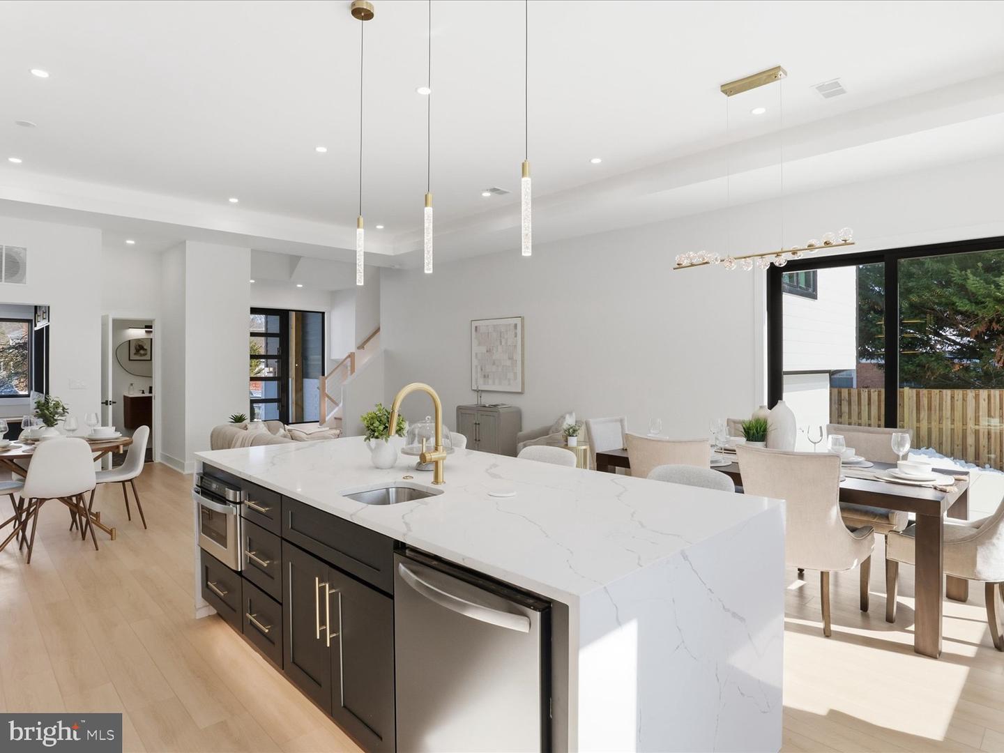 8503 MARQUETTE ST, VIENNA, Virginia 22180, 5 Bedrooms Bedrooms, ,5 BathroomsBathrooms,Residential,For sale,8503 MARQUETTE ST,VAFX2239616 MLS # VAFX2239616