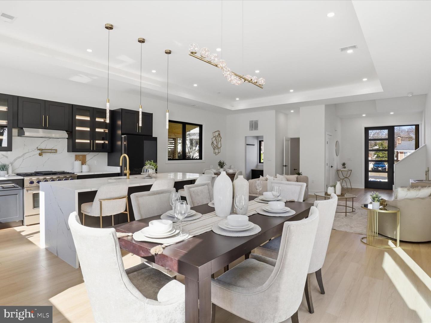 8503 MARQUETTE ST, VIENNA, Virginia 22180, 5 Bedrooms Bedrooms, ,5 BathroomsBathrooms,Residential,For sale,8503 MARQUETTE ST,VAFX2239616 MLS # VAFX2239616