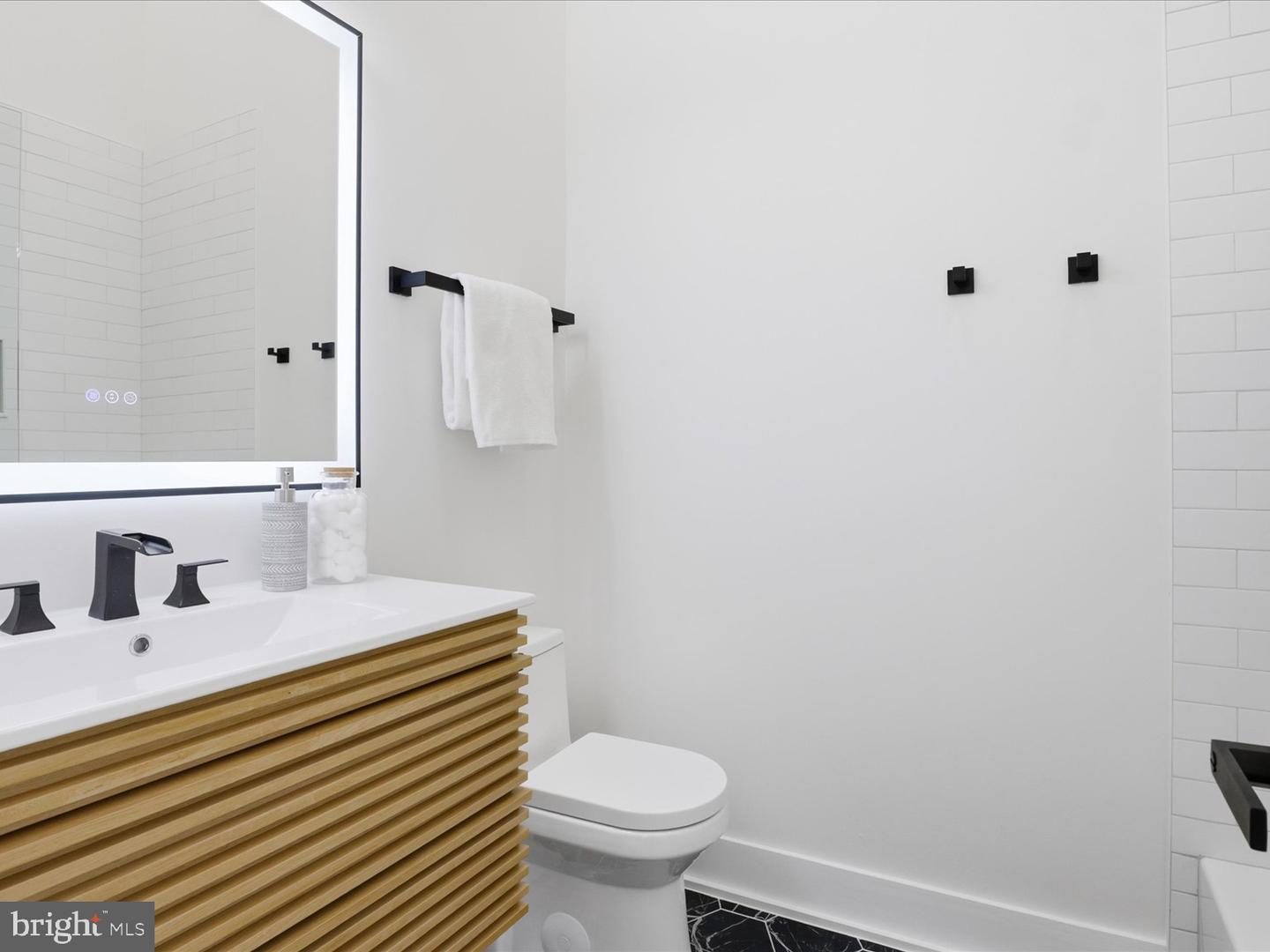 8503 MARQUETTE ST, VIENNA, Virginia 22180, 5 Bedrooms Bedrooms, ,5 BathroomsBathrooms,Residential,For sale,8503 MARQUETTE ST,VAFX2239616 MLS # VAFX2239616