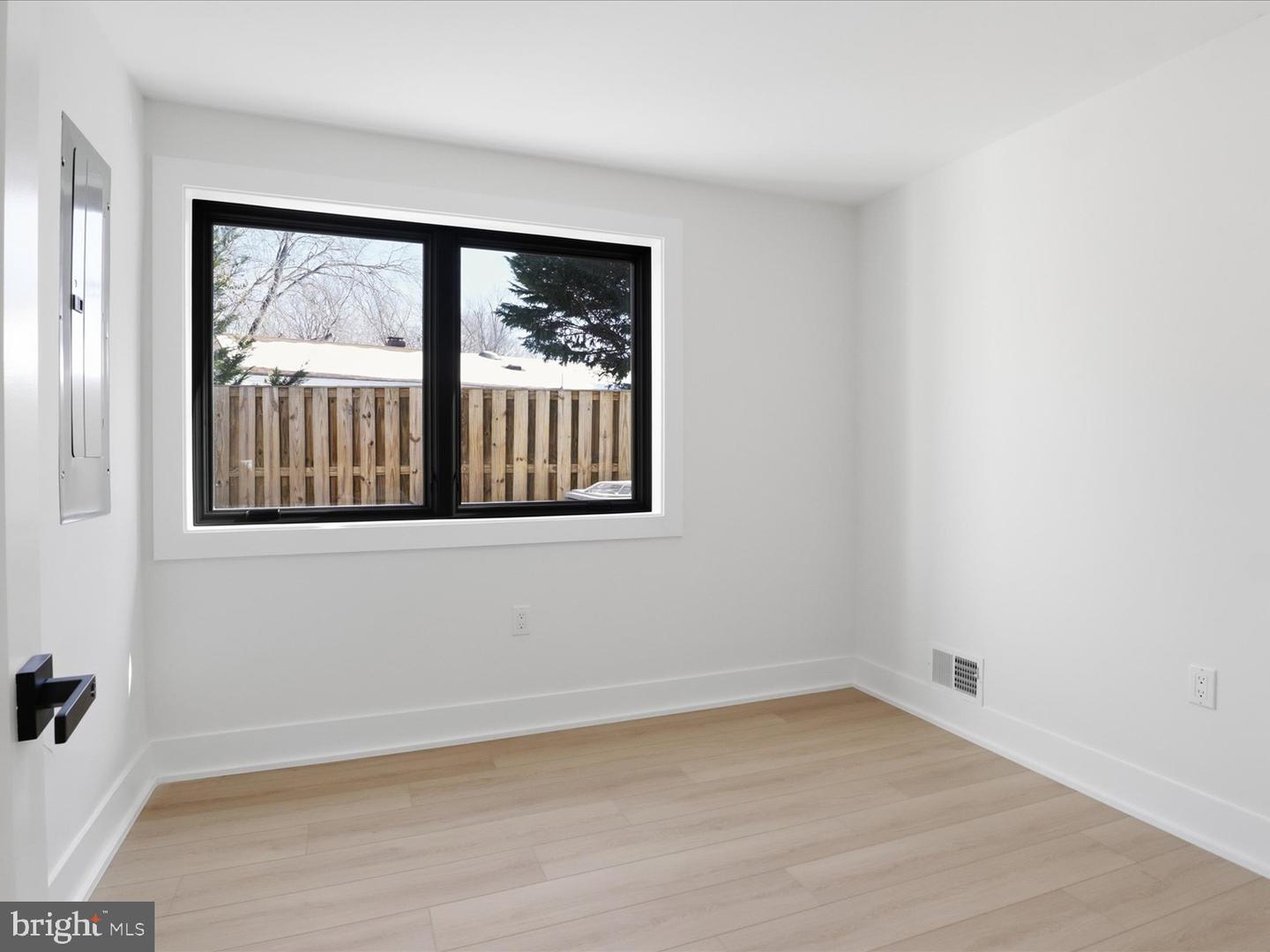 8503 MARQUETTE ST, VIENNA, Virginia 22180, 5 Bedrooms Bedrooms, ,5 BathroomsBathrooms,Residential,For sale,8503 MARQUETTE ST,VAFX2239616 MLS # VAFX2239616