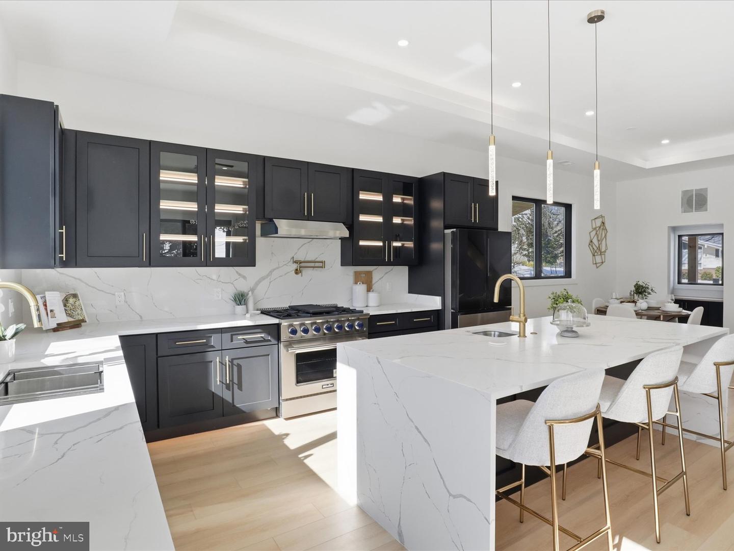 8503 MARQUETTE ST, VIENNA, Virginia 22180, 5 Bedrooms Bedrooms, ,5 BathroomsBathrooms,Residential,For sale,8503 MARQUETTE ST,VAFX2239616 MLS # VAFX2239616