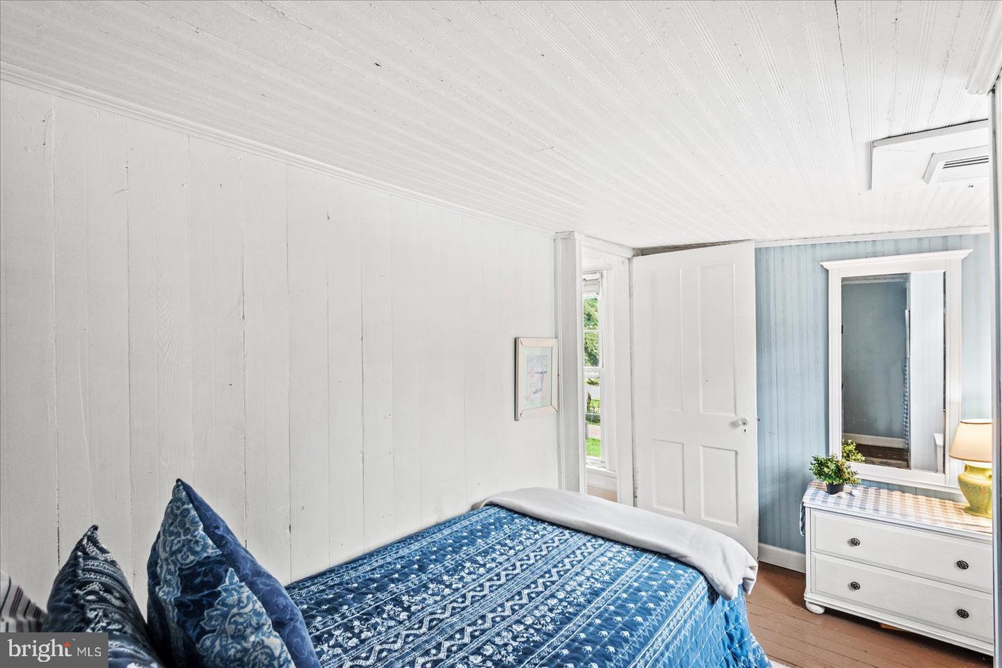 209 HAWTHORNE ST, COLONIAL BEACH, Virginia 22443, 4 Bedrooms Bedrooms, ,2 BathroomsBathrooms,Residential,For sale,209 HAWTHORNE ST,VAWE2009626 MLS # VAWE2009626