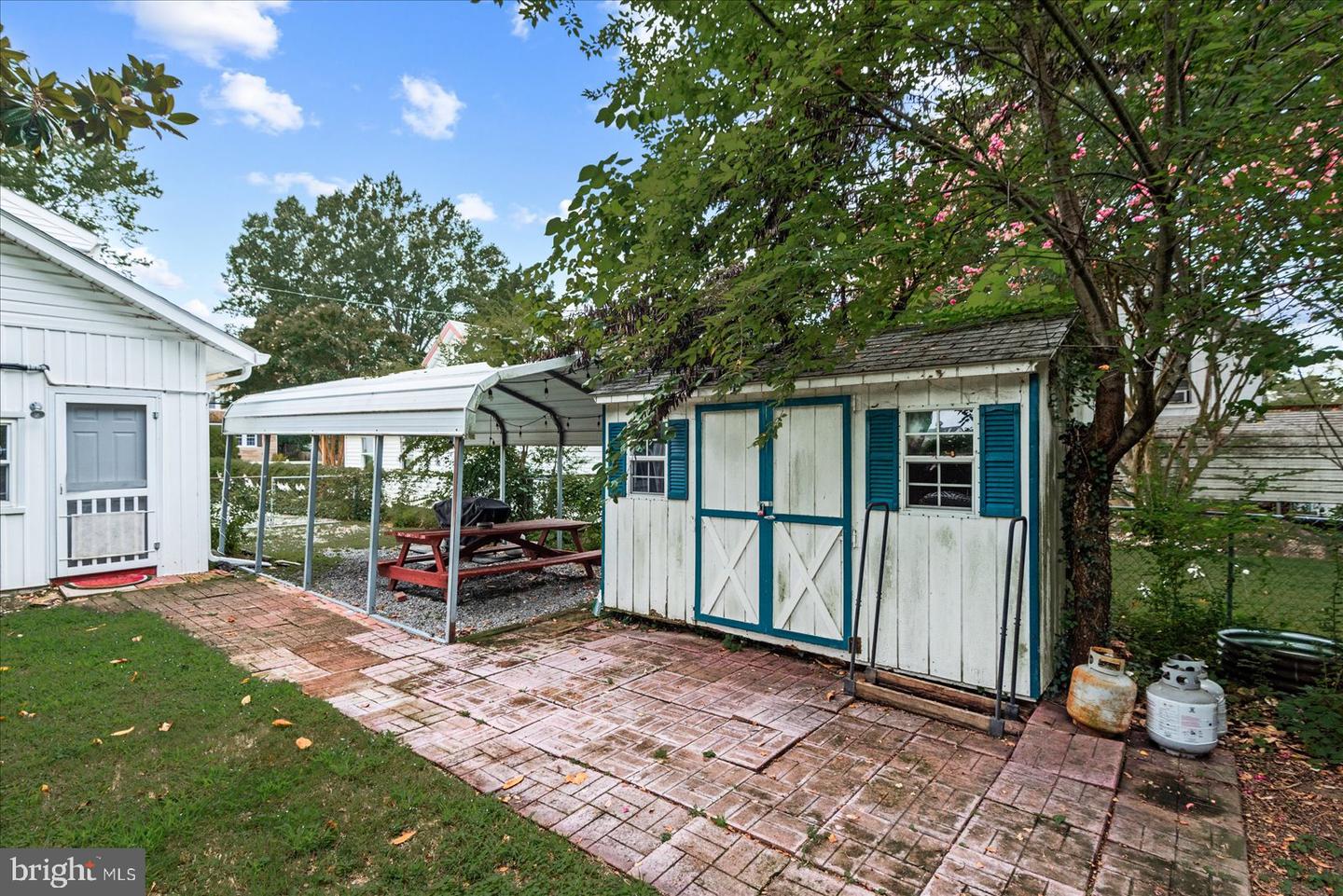 209 HAWTHORNE ST, COLONIAL BEACH, Virginia 22443, 4 Bedrooms Bedrooms, ,2 BathroomsBathrooms,Residential,For sale,209 HAWTHORNE ST,VAWE2009626 MLS # VAWE2009626