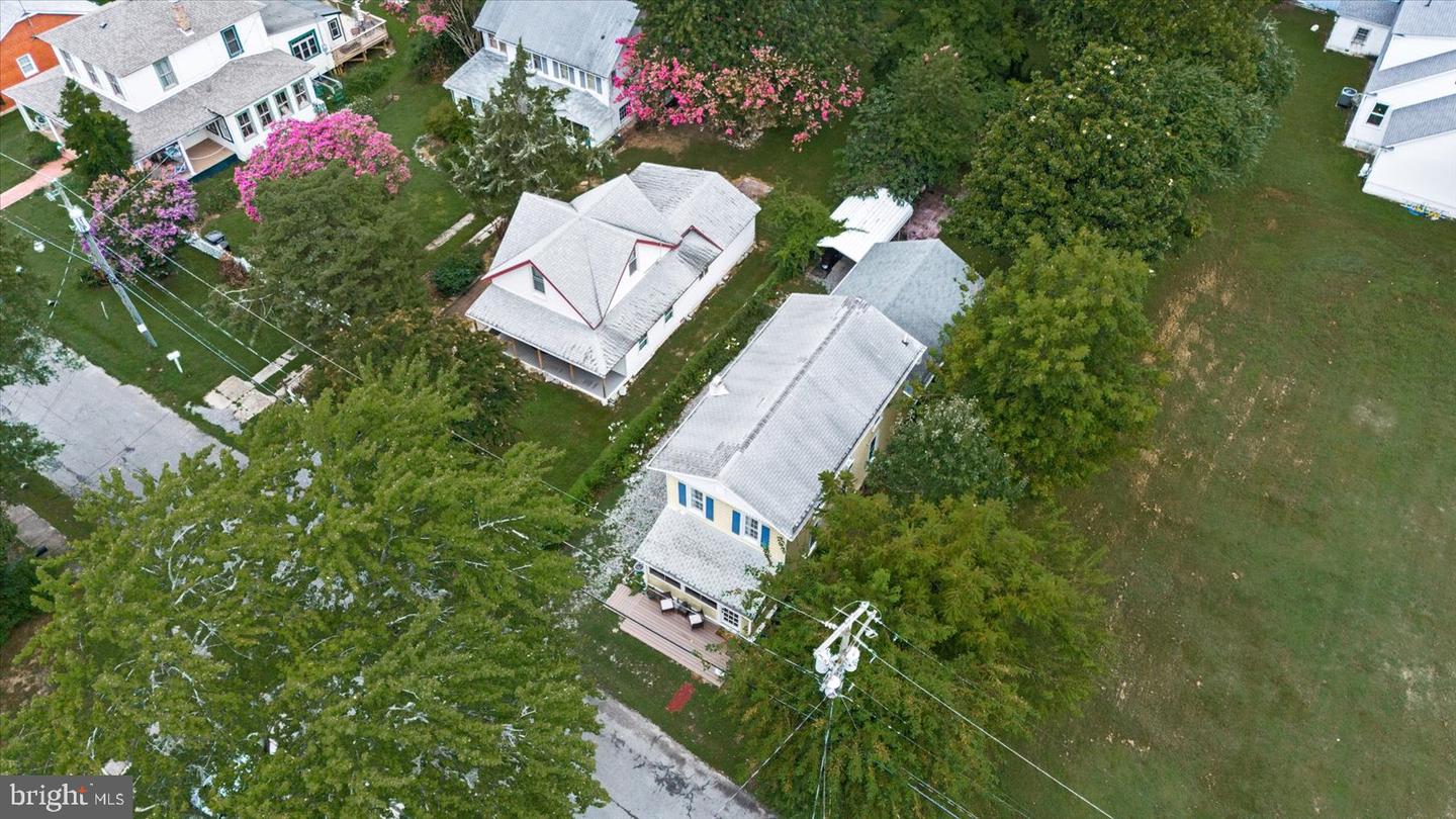 209 HAWTHORNE ST, COLONIAL BEACH, Virginia 22443, 4 Bedrooms Bedrooms, ,2 BathroomsBathrooms,Residential,For sale,209 HAWTHORNE ST,VAWE2009626 MLS # VAWE2009626