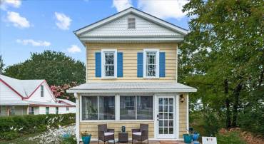 209 HAWTHORNE ST, COLONIAL BEACH, Virginia 22443, 4 Bedrooms Bedrooms, ,2 BathroomsBathrooms,Residential,For sale,209 HAWTHORNE ST,VAWE2009626 MLS # VAWE2009626